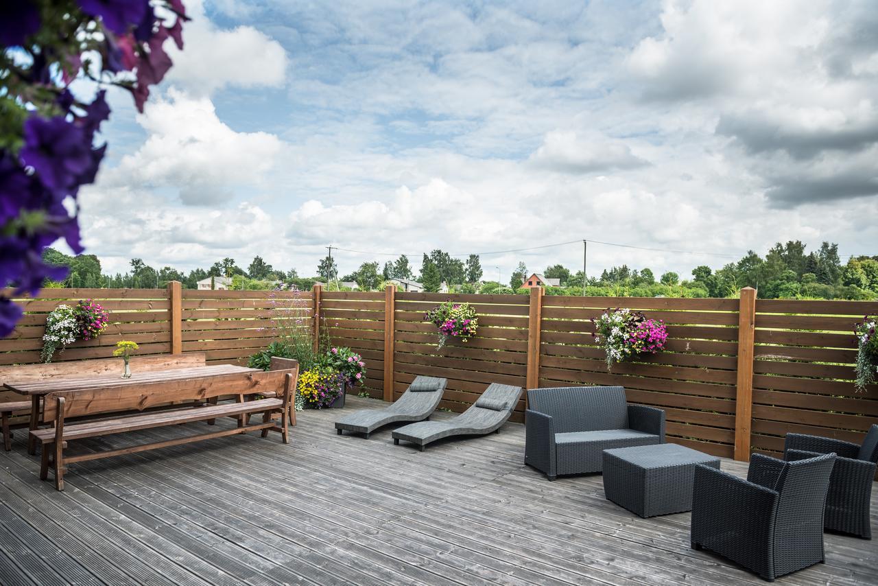 Rozmalas Ceraukste Exteriör bild